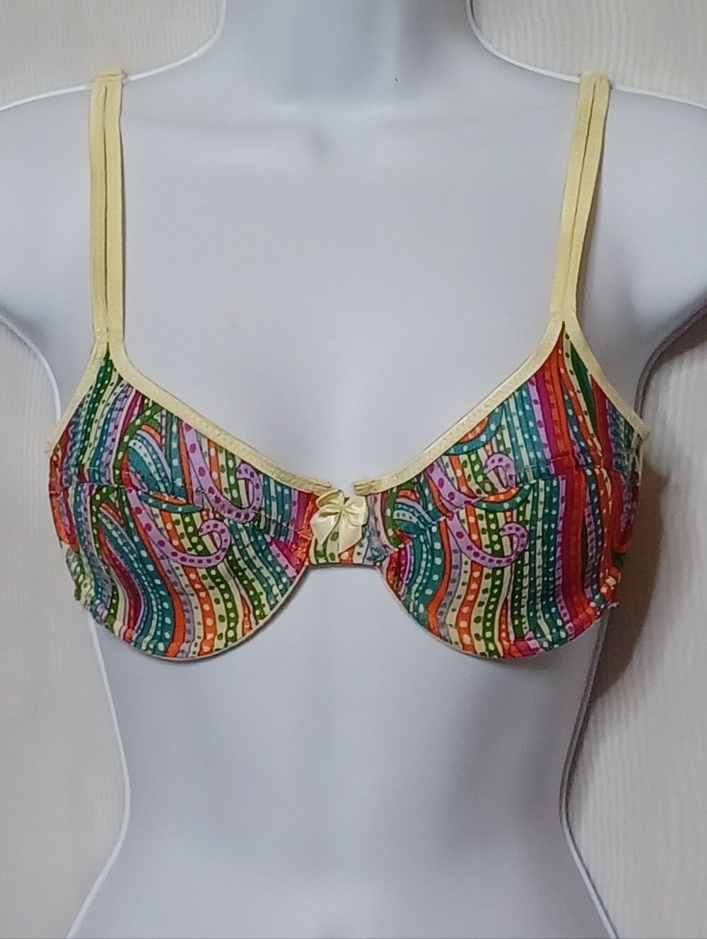 Rene Rofe Lingerie Multicolor Striped Underwire Bra with Yellow Trim. Size 34B